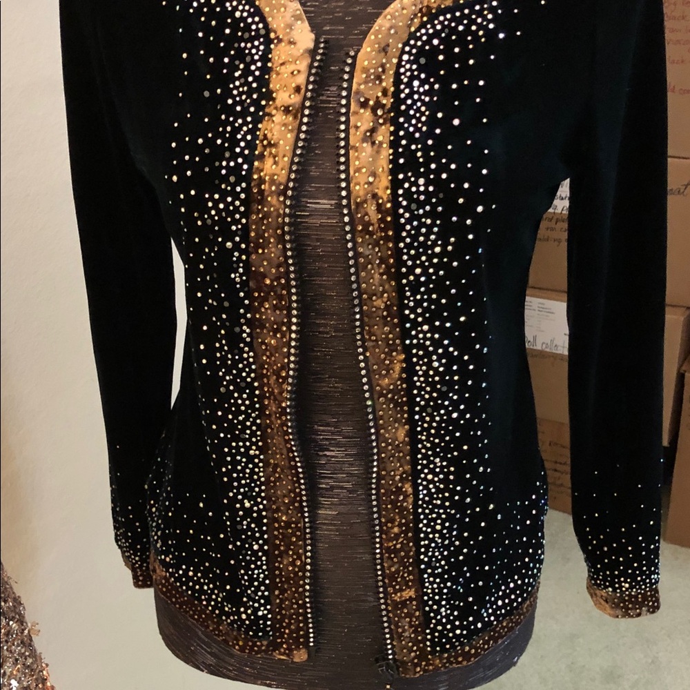 Ying Qi Gold Jacket